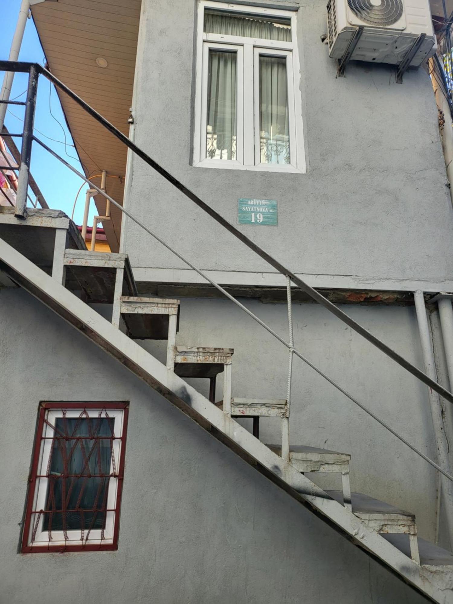 Guesthouse Sabina Tbilisi Exterior photo
